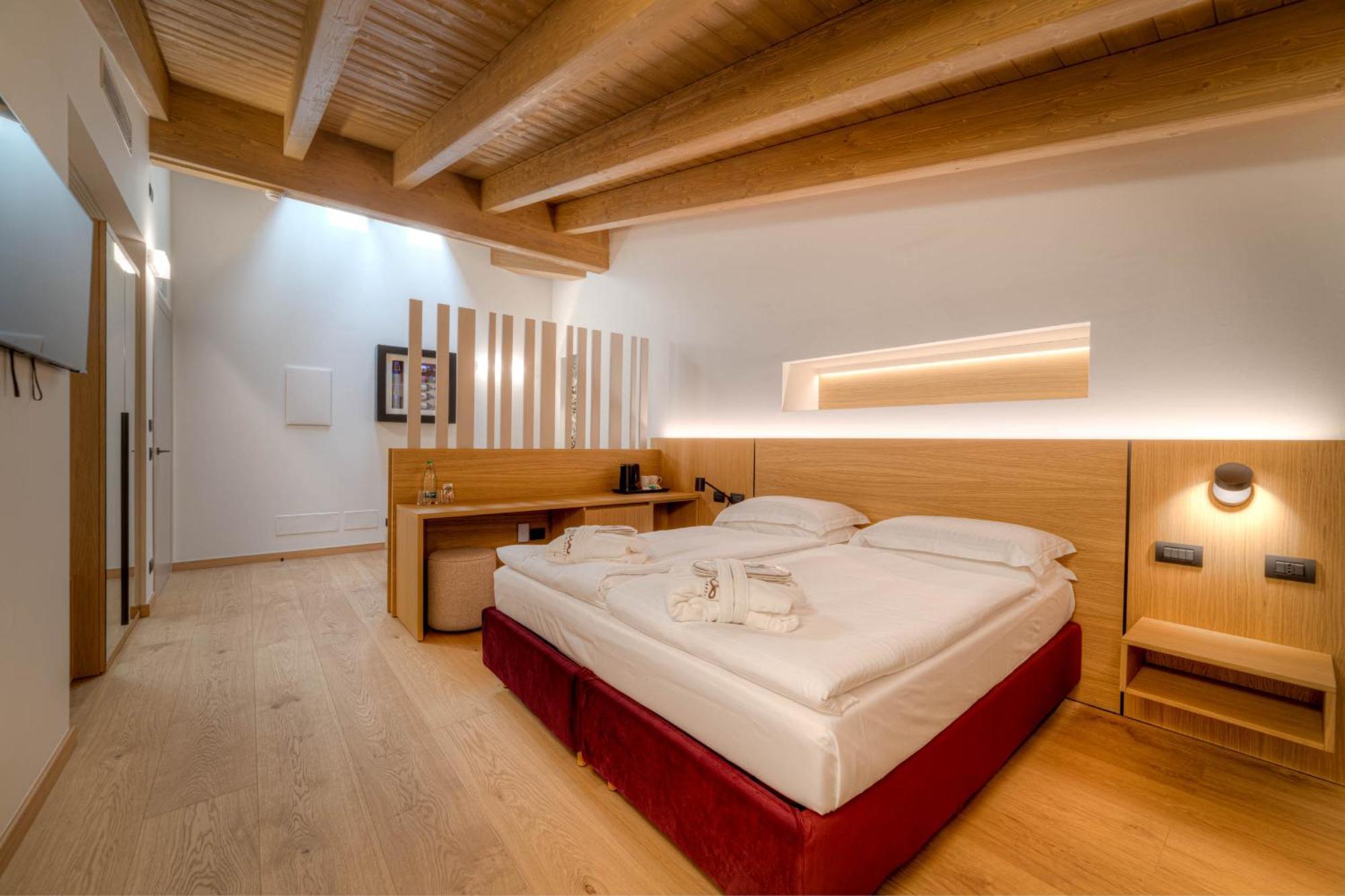 Wine Hotel San Carlo - Relais & Spa - Boutique Hotel Chiuro Buitenkant foto