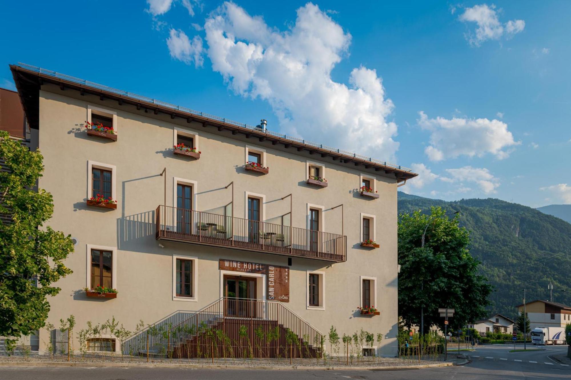 Wine Hotel San Carlo - Relais & Spa - Boutique Hotel Chiuro Buitenkant foto