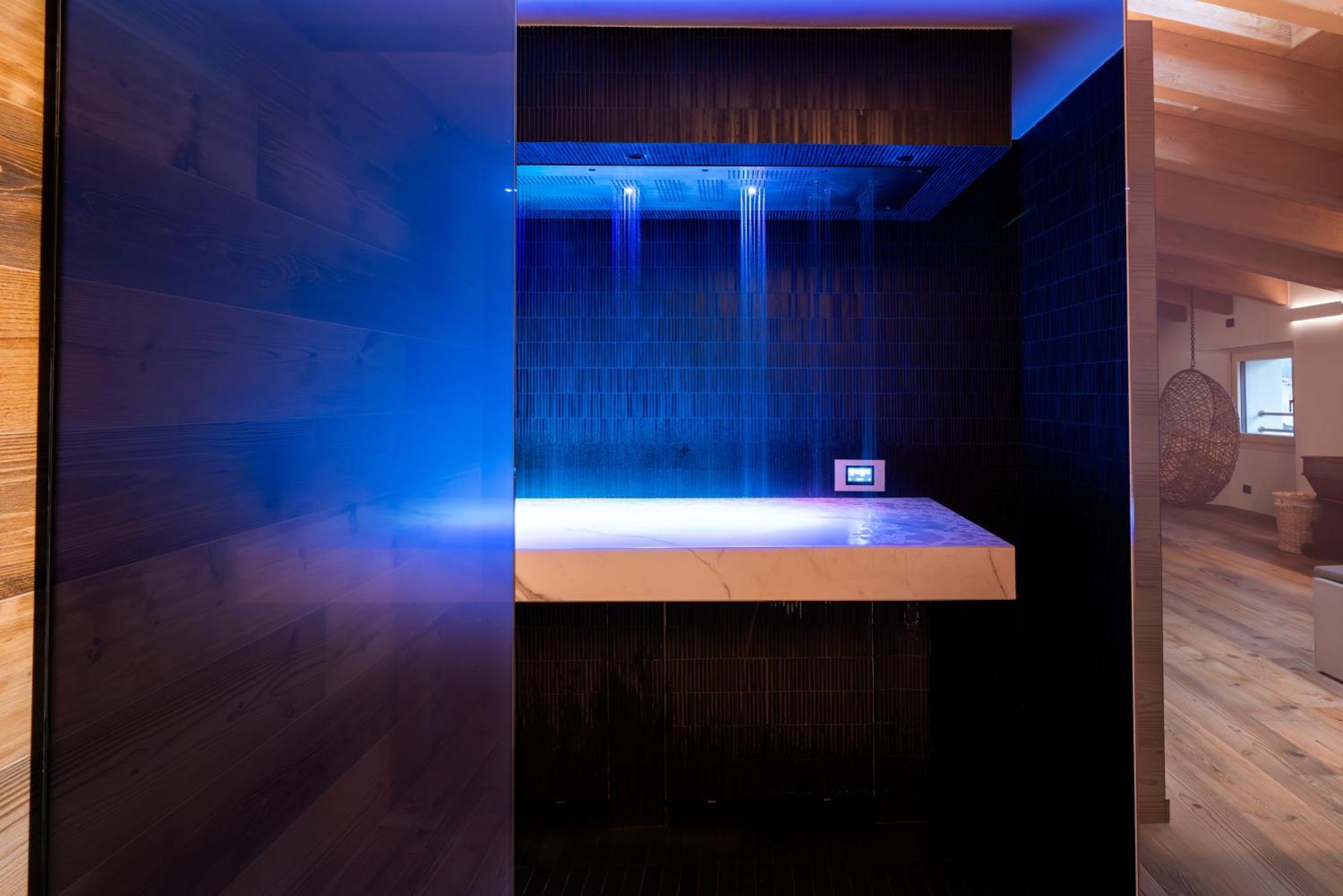 Wine Hotel San Carlo - Relais & Spa - Boutique Hotel Chiuro Buitenkant foto